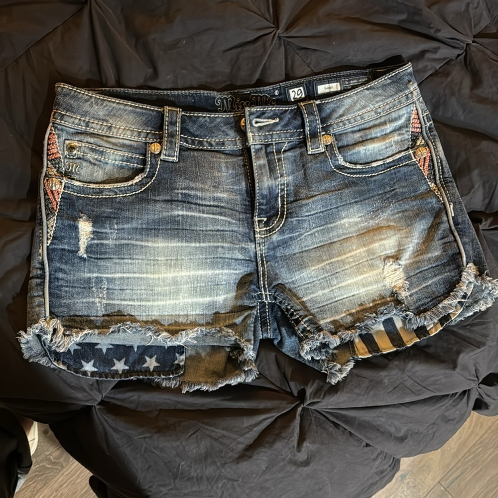 Miss me shorts 29 short